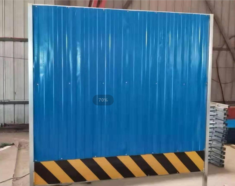 山东可移动围挡（带水泥底座）