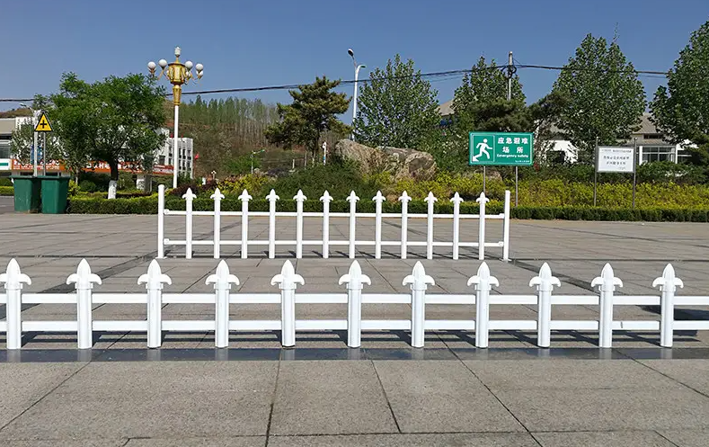 山东塑钢花坛护栏